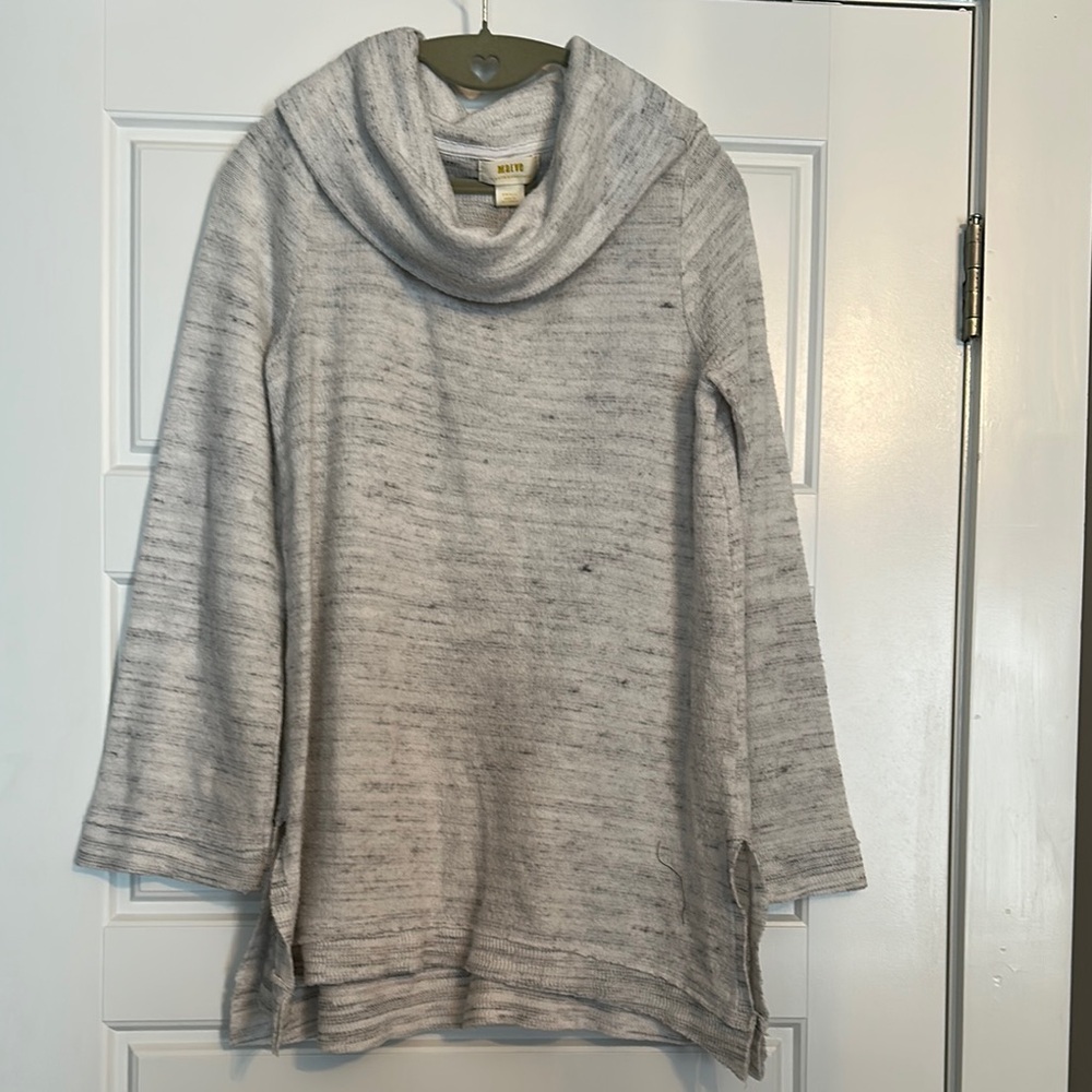 Anthropologie Gray Turtleneck Sweater Cozy Cowl Design